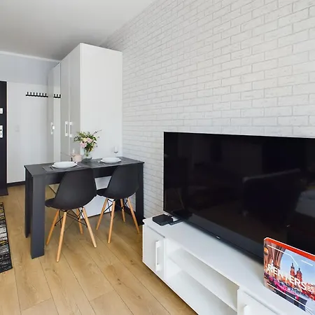 Exceptional With Parking By Renters * Krakow