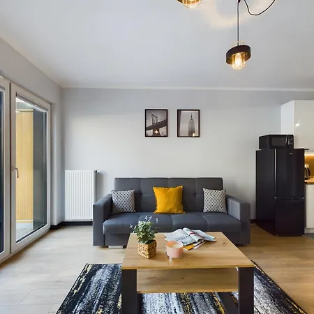 Exceptional With Parking By Renters