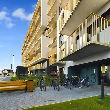 Exceptional With Parking By Renters
